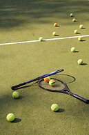 12 Months Luxury Resort