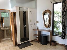 Argonauta Boracay Boutique Hotel with Apartments and Villas