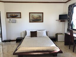 Argonauta Boracay Boutique Hotel with Apartments and Villas