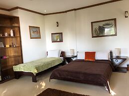 Argonauta Boracay Boutique Hotel with Apartments and Villas