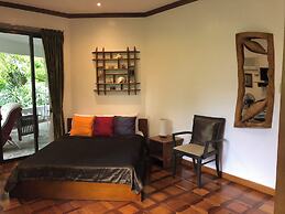 Argonauta Boracay Boutique Hotel with Apartments and Villas