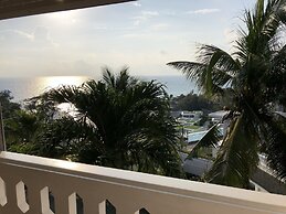 Argonauta Boracay Boutique Hotel with Apartments and Villas