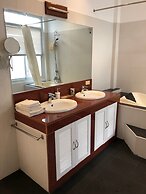 Argonauta Boracay Boutique Hotel with Apartments and Villas