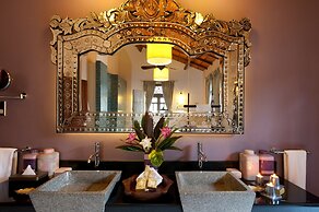 Reef Villa & Spa