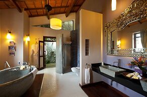 Reef Villa & Spa