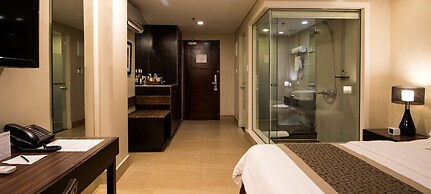 Goldberry Suites & Hotel Mactan