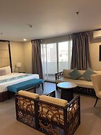 Goldberry Suites & Hotel Mactan