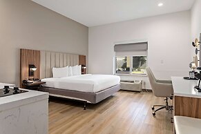 Hawthorn Extended Stay by Wyndham Port Arthur