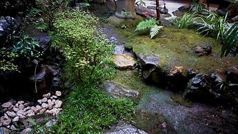 Traditional Kyoto Inn serving Kyoto cuisine IZUYASU