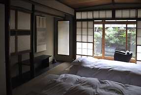 Traditional Kyoto Inn serving Kyoto cuisine IZUYASU