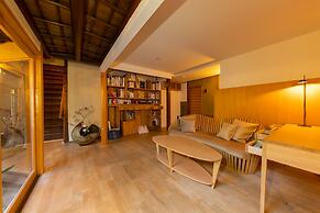 Traditional Kyoto Inn serving Kyoto cuisine IZUYASU