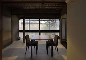 Traditional Kyoto Inn serving Kyoto cuisine IZUYASU