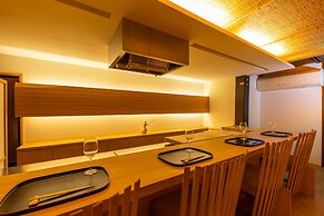 Traditional Kyoto Inn serving Kyoto cuisine IZUYASU