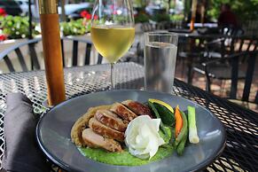 Brick Street Inn