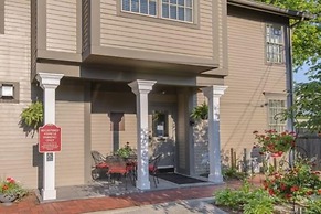 Brick Street Inn