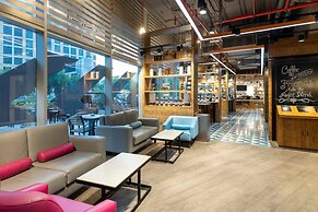 Crowne Plaza Doha - The Business Park by IHG