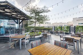 Crowne Plaza Doha - The Business Park by IHG