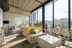 Crowne Plaza Doha - The Business Park by IHG