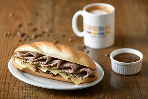 Crowne Plaza Doha - The Business Park by IHG