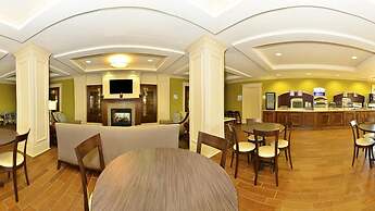 Holiday Inn Express and Suites Williston by IHG