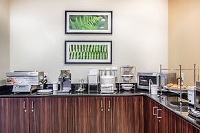 Sleep Inn & Suites Grand Forks Near Alerus Center