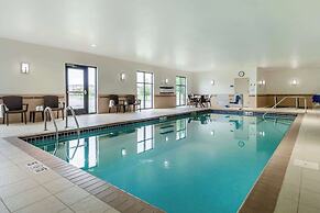 Sleep Inn & Suites Grand Forks Near Alerus Center