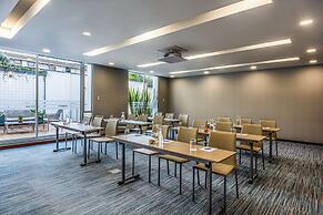 NH Bogotá Urban 93 Royal