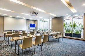 NH Bogotá Urban 93 Royal