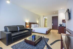 NH Bogotá Urban 93 Royal