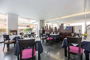 NH Bogotá Urban 93 Royal