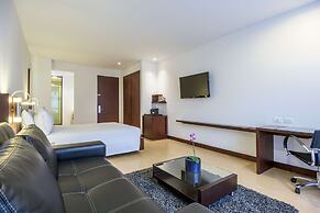 NH Bogotá Urban 93 Royal