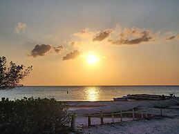 Hotel Puerto Holbox Beach Front