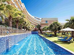 Rixos The Palm Hotel & Suites