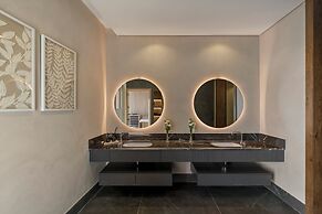 Rixos The Palm Hotel & Suites