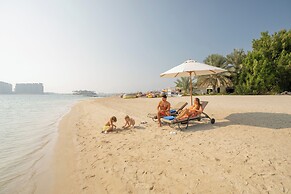 Rixos The Palm Hotel & Suites