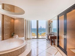 Rixos The Palm Hotel & Suites