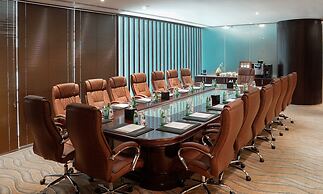 Rixos The Palm Hotel & Suites