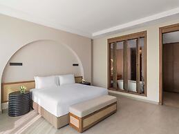 Rixos The Palm Hotel & Suites