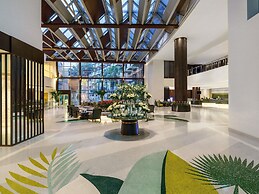 Rixos The Palm Hotel & Suites