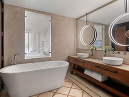 Rixos The Palm Hotel & Suites