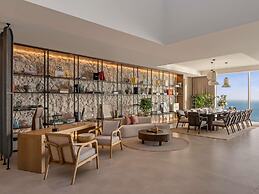Rixos The Palm Hotel & Suites