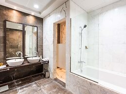 Rixos The Palm Hotel & Suites