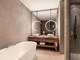 Rixos The Palm Hotel & Suites
