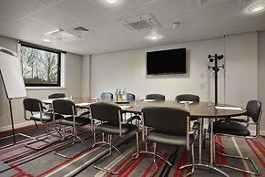 Ramada Encore by Wyndham Newcastle-Gateshead