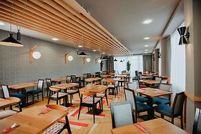 Ramada Encore by Wyndham Newcastle-Gateshead