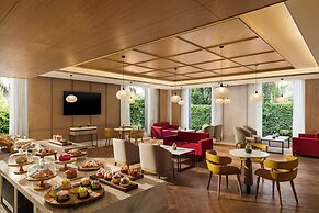 Vivanta Thane LBS Road