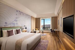 Vivanta Thane LBS Road