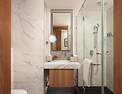 Vivanta Thane LBS Road