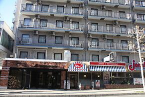 Rembrandt Style Yokohama Kannai