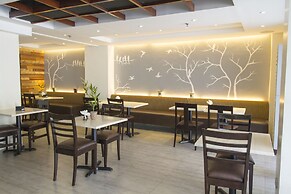 Fersal Hotel Neptune Makati